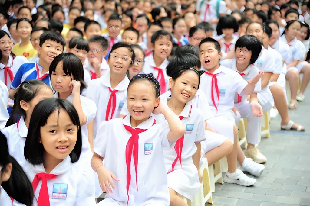 Cả ngày nay, tôi và đồng nghiệp rôm rả trước thông tin mới từ Chính phủ: Đúng là tin vui cho phụ huynh toàn quốc! - Ảnh 1.