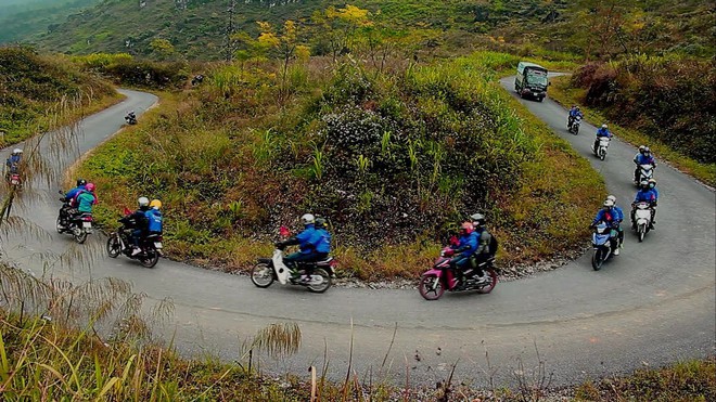 chinh-phuc-deo-ma-pi-leng-tu-dai-dinh-deo-cua-vung-nui-dat-bac-5-1642064878-17579232723731386898041-1757988810553-17579888106792118204555.jpeg
