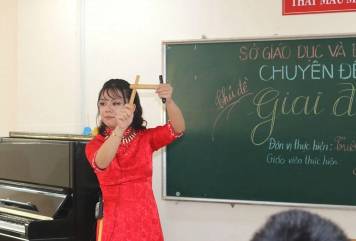 Bộ GD&ĐT mời nghệ sĩ, vận động viên tham gia dạy học bậc phổ thông - Ảnh 1. Bộ GD&ĐT mời nghệ sĩ, vận động viên tham gia dạy học bậc phổ thông - Ảnh 1.