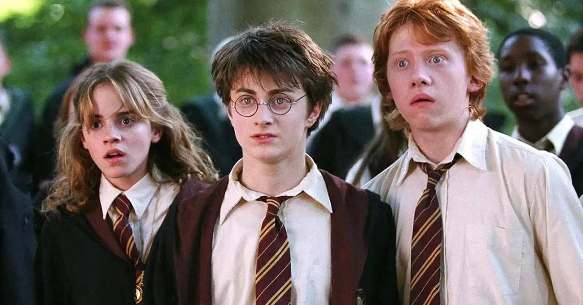 Hogwarts không chỉ dạy bùa chú - 5 bài học này mới là &quot;phép thuật&quot; khiến Harry Potter bất tử - Ảnh 2.