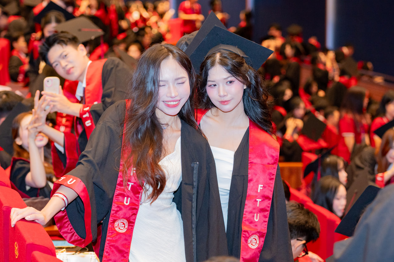 Lý do Ngoại thương mãi luôn là &quot;lò đào tạo Hoa hậu&quot; xịn nhất Việt Nam! - Ảnh 5.