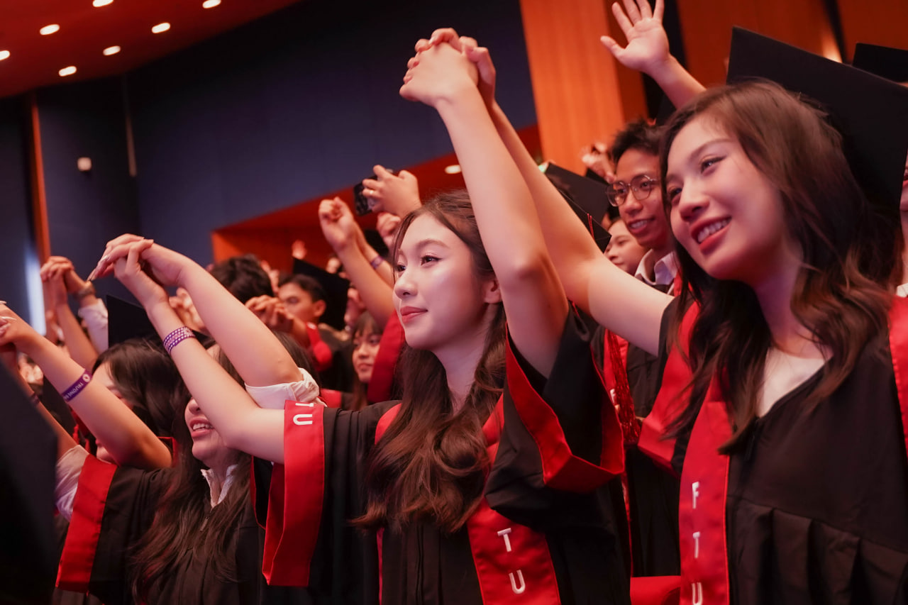 Lý do Ngoại thương mãi luôn là &quot;lò đào tạo Hoa hậu&quot; xịn nhất Việt Nam! - Ảnh 6.