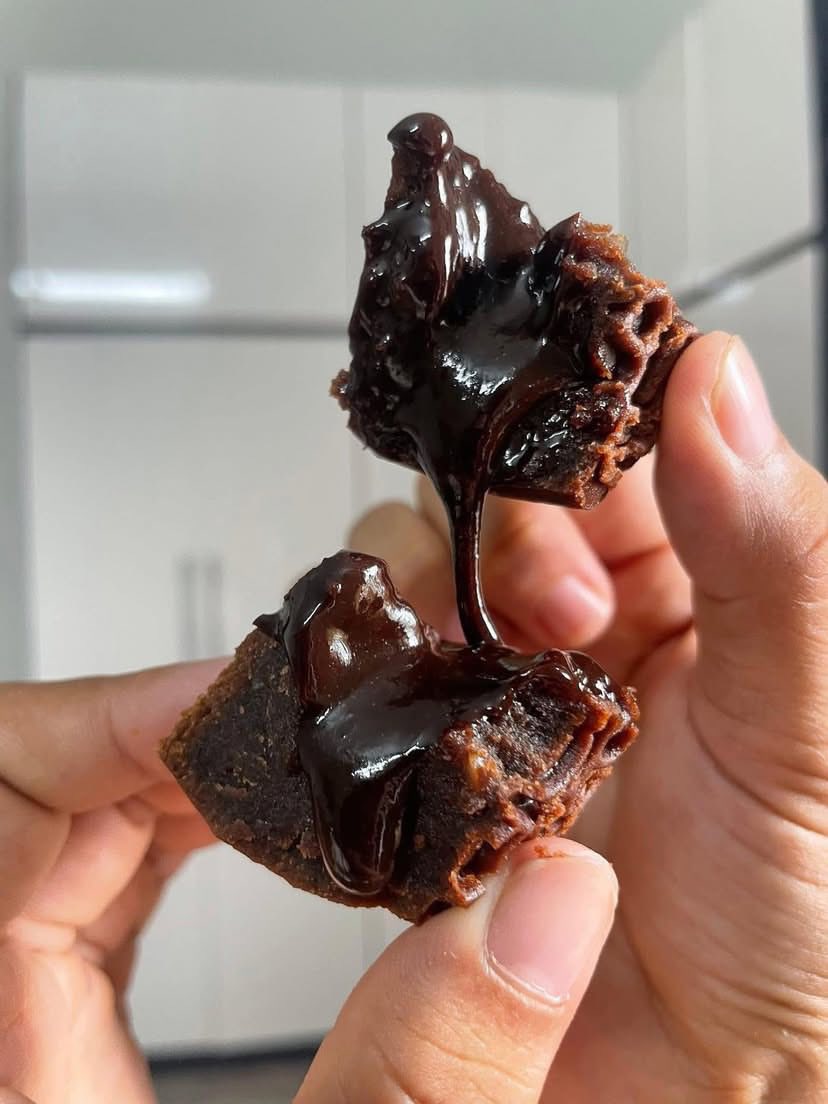 Sau &quot;bánh dẻo thị phi&quot;, chiếc bánh nướng này cũng được nhiều chị em rốp rẻng nhắc tên  - Ảnh 3.