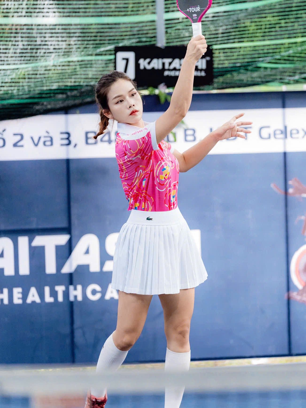 Nữ MC U40 lão hóa ngược nhờ Pickleball, chồng là Phó chủ tịch vẫn bị vợ 
