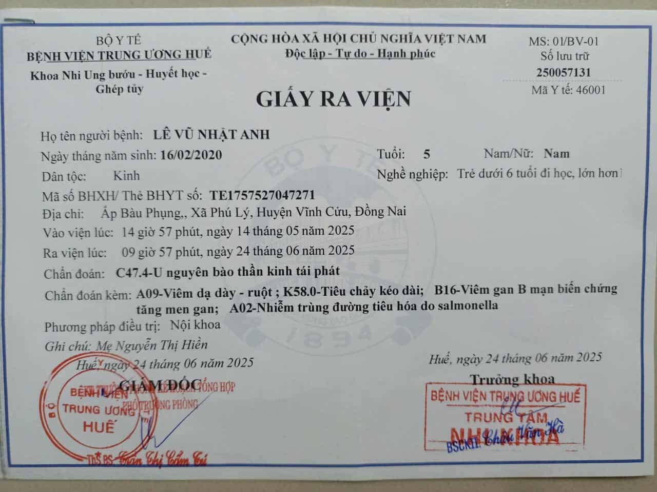 Người mẹ mong níu giữ sự sống cho con trai 5 tuổi mắc bệnh hiểm nghèo- Ảnh 2. Người mẹ mong níu giữ sự sống cho con trai 5 tuổi mắc bệnh hiểm nghèo- Ảnh 2.
