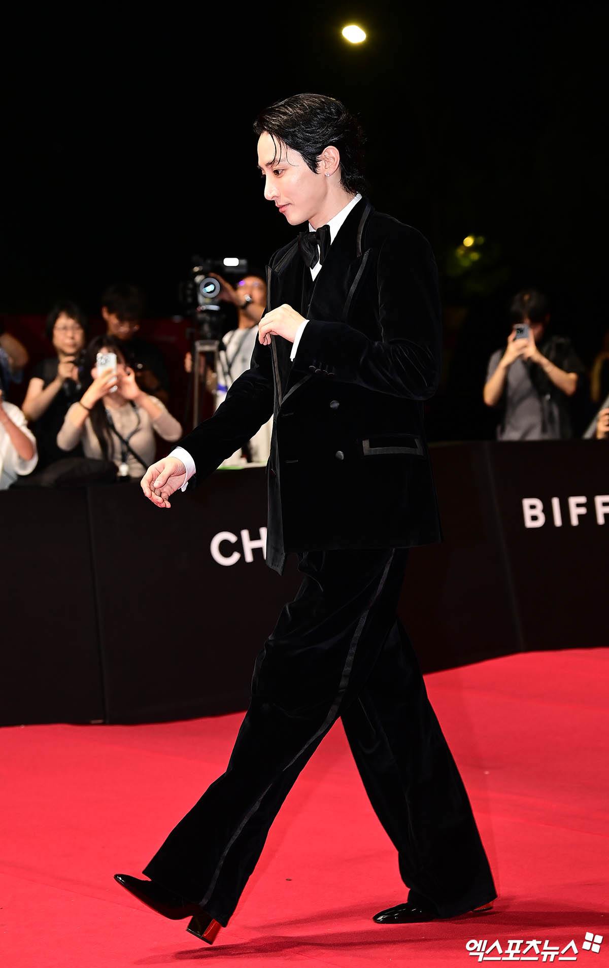 lee-soo-hyuk-17581108472441591412450-1758122270534-17581222713411507903207.jpg