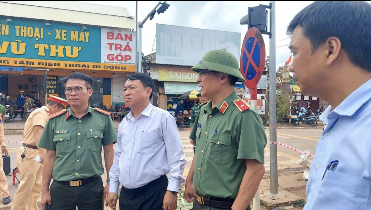 Lời khai ban đầu của tài xế xe tải đâm vào chợ chuối làm 3 người tử vong ở Quảng Trị - Ảnh 3.