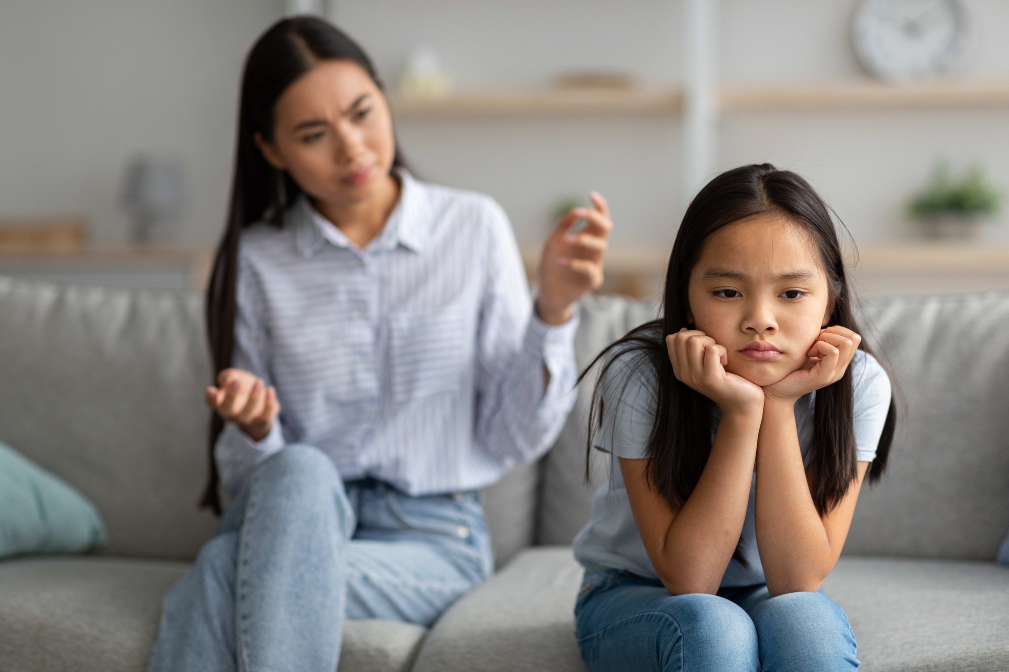 Sau khi con thành công, chuyên gia Mỹ phát hiện bố mẹ thường nuối tiếc về 4 việc làm này: Nhận ra sớm tốt cho tương lai của trẻ - Ảnh 2.