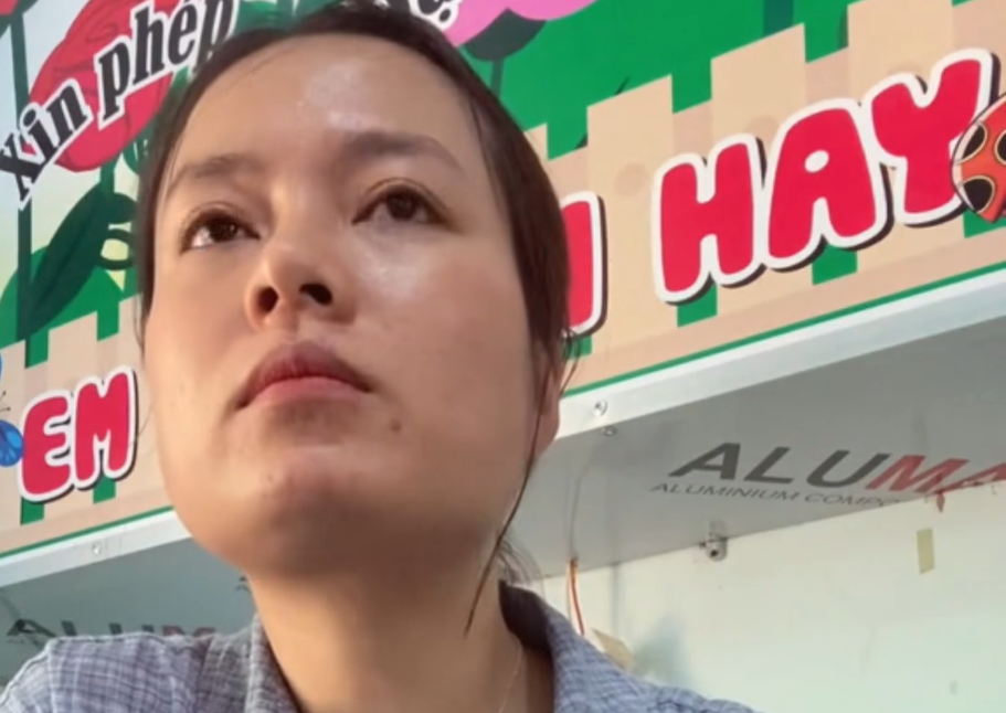 Khoảnh khắc trong lớp học khiến triệu người rơi nước mắt: &quot;Mình có mẹ là đã quá may mắn rồi' - Ảnh 2.