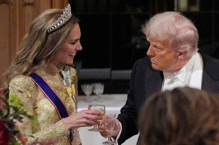 Sau khi vượt bạo bệnh, Vương phi Kate được Trump ngợi ca hết lời tại Windsor- Ảnh 2.