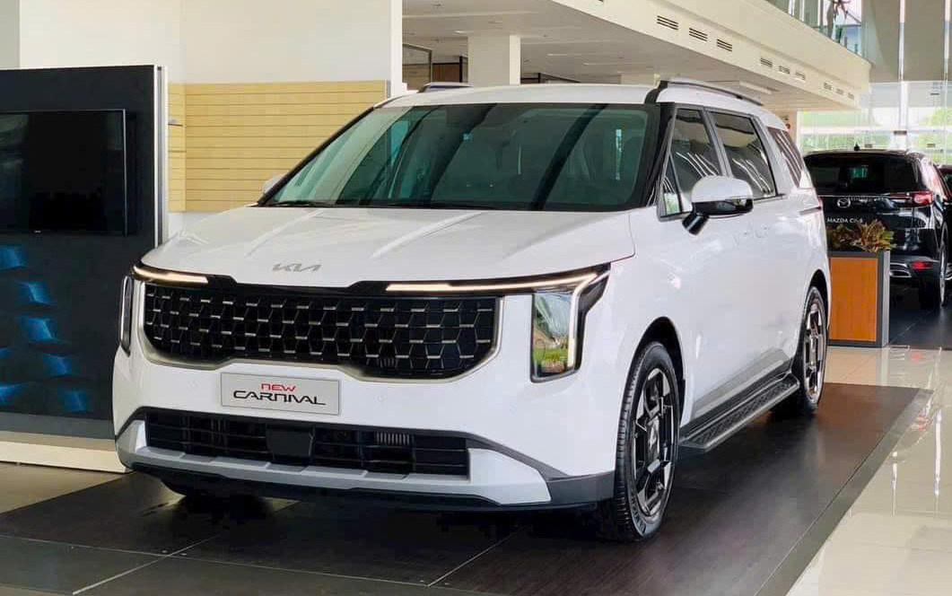 Xe gia đình của năm, hạng 1-2 tỷ đồng: Carnival, Kodiaq, Everest, CR-V, Santa Fe tạo nên cuộc đua khó đoán nhất CCA 2025 - Ảnh 3.