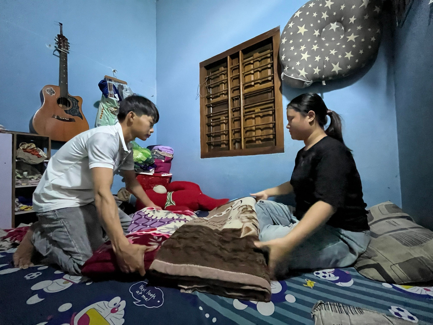 Chồng bị phạt tù vì 'quan hệ' khi vợ chưa đủ 16 tuổi và nỗi niềm người trong cuộc - Ảnh 2. Chồng bị phạt tù vì 'quan hệ' khi vợ chưa đủ 16 tuổi và nỗi niềm người trong cuộc - Ảnh 2.