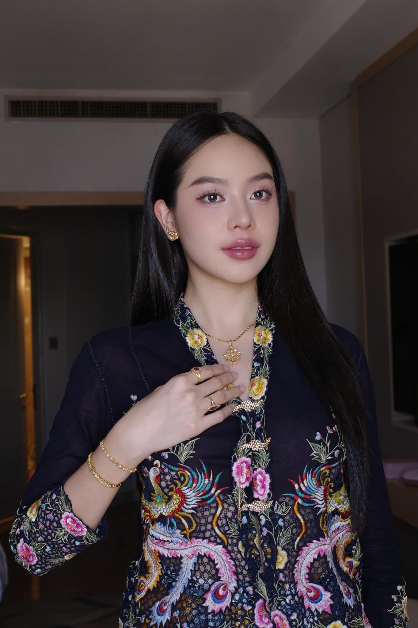 Thanh Thủy đọ sắc tân Hoa hậu Quốc tế Malaysia - Ảnh 17.