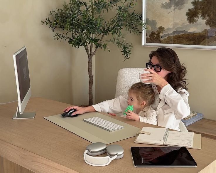 Ly hôn không còn là nỗi sợ: Khi phụ nữ tự chủ tài chính, họ có quyền lựa chọn và bảo vệ con cái - Ảnh 3. Ly hôn không còn là nỗi sợ: Khi phụ nữ tự chủ tài chính, họ có quyền lựa chọn và bảo vệ con cái - Ảnh 3.