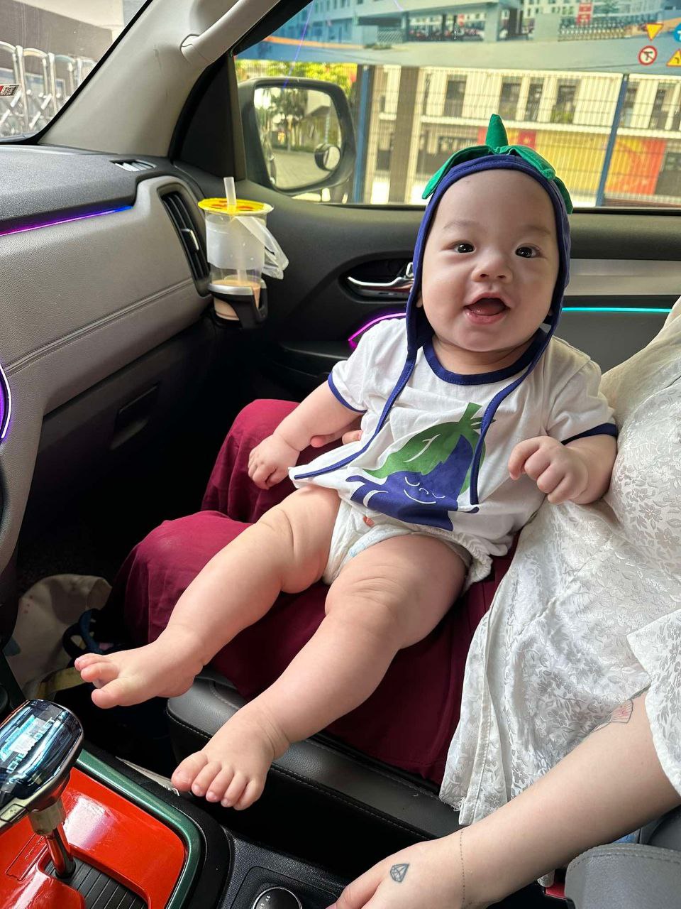 Chuy&ecirc;n gia dinh dưỡng gi&uacute;p mẹ hiểu đ&uacute;ng th&agrave;nh phần trong sữa c&ocirc;ng thức v&agrave; sữa tươi, để b&eacute; ph&aacute;t triển to&agrave;n diện- Ảnh 1.