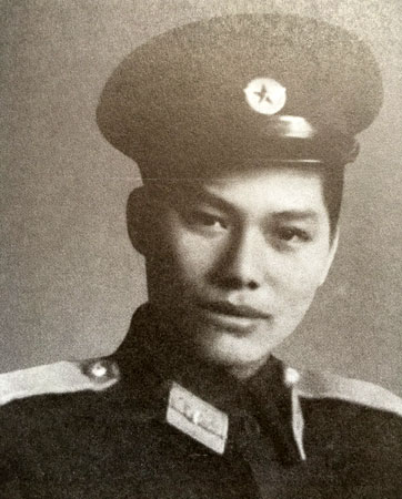 Trung tướng Phạm Phú Thái: Huyền thoại phi công Việt Nam 4 lần "tung cánh" bay qua Quảng trường Ba Đình trong những tháng ngày lịch sử - Ảnh 4. Trung tướng Phạm Phú Thái: Huyền thoại phi công Việt Nam 4 lần "tung cánh" bay qua Quảng trường Ba Đình trong những tháng ngày lịch sử - Ảnh 4.