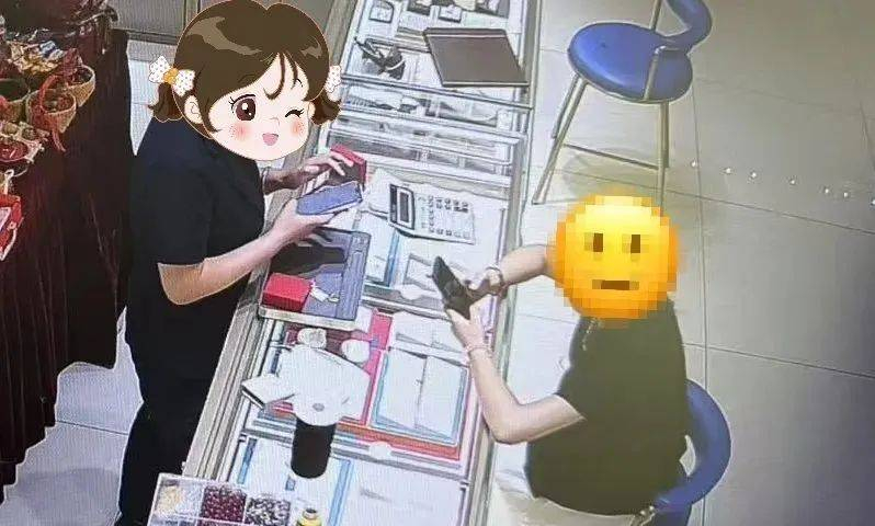 Cô bé 12 tuổi lén bán nhẫn vàng của mẹ, chủ tiệm soi kỹ rồi cười khẩy: "Trẻ con đừng đùa!", phản ứng của phụ huynh gây bất ngờ- Ảnh 1. Cô bé 12 tuổi lén bán nhẫn vàng của mẹ, chủ tiệm soi kỹ rồi cười khẩy: "Trẻ con đừng đùa!", phản ứng của phụ huynh gây bất ngờ- Ảnh 1.