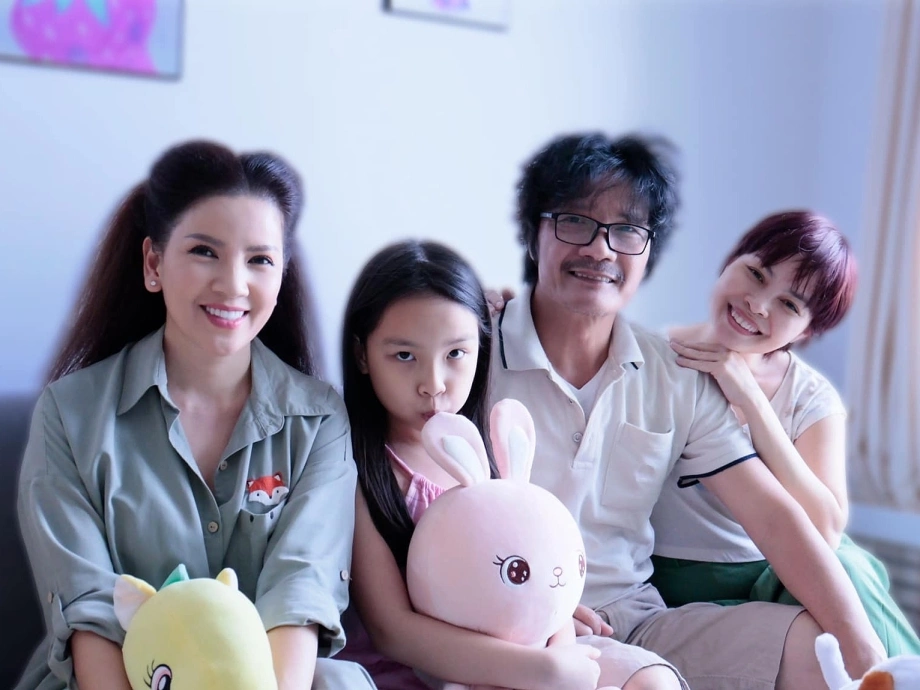 ngoc-trinh-1-1613405172-6715-161-1756802528778-17568025288782134785026.png