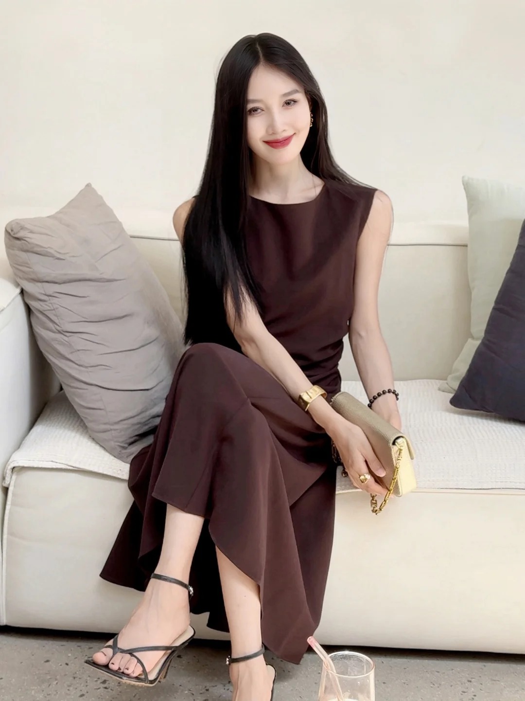 Tháng 10 mặc màu gì để “đạp” xui, kéo tiền về? 3 con giáp diện nâu là công việc thăng hoa, tiểu nhân “câm nín”- Ảnh 8. Tháng 10 mặc màu gì để “đạp” xui, kéo tiền về? 3 con giáp diện nâu là công việc thăng hoa, tiểu nhân “câm nín”- Ảnh 8.