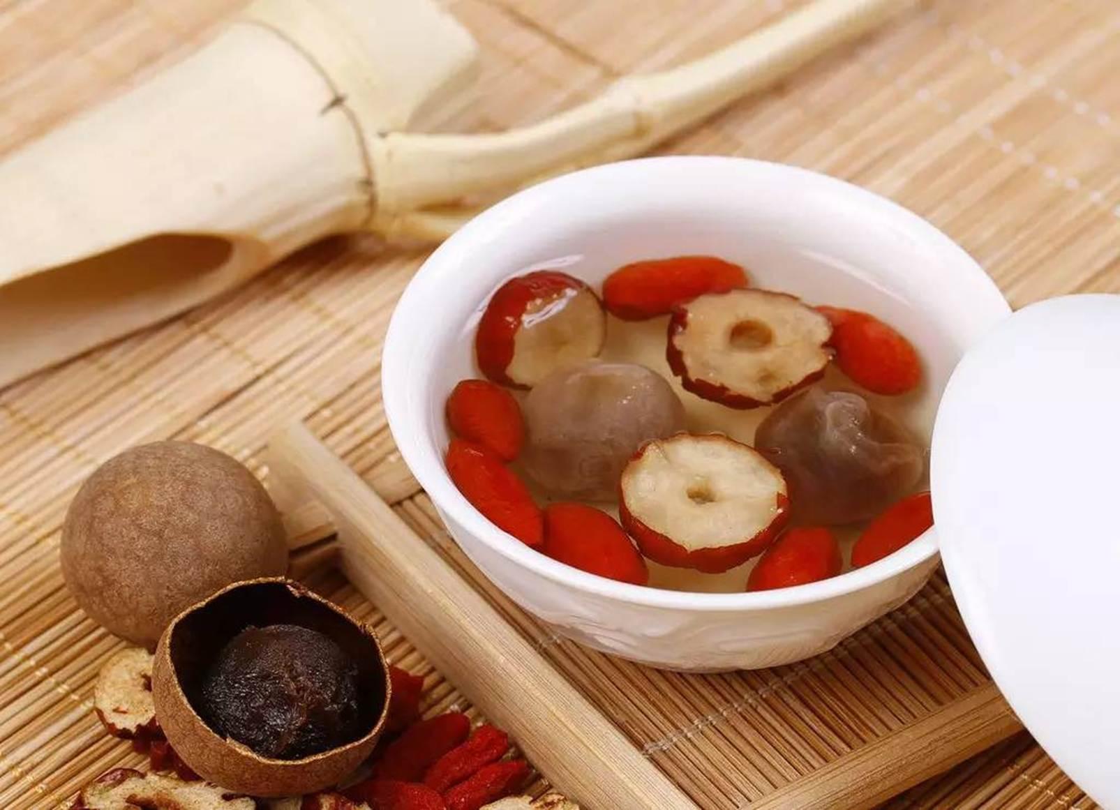 Táo đỏ được mệnh danh là &quot;viên vitamin tự nhiên&quot; nhưng ăn sống thật lãng phí, ăn theo 12 cách này mới nhân đôi lợi ích!- Ảnh 3.
