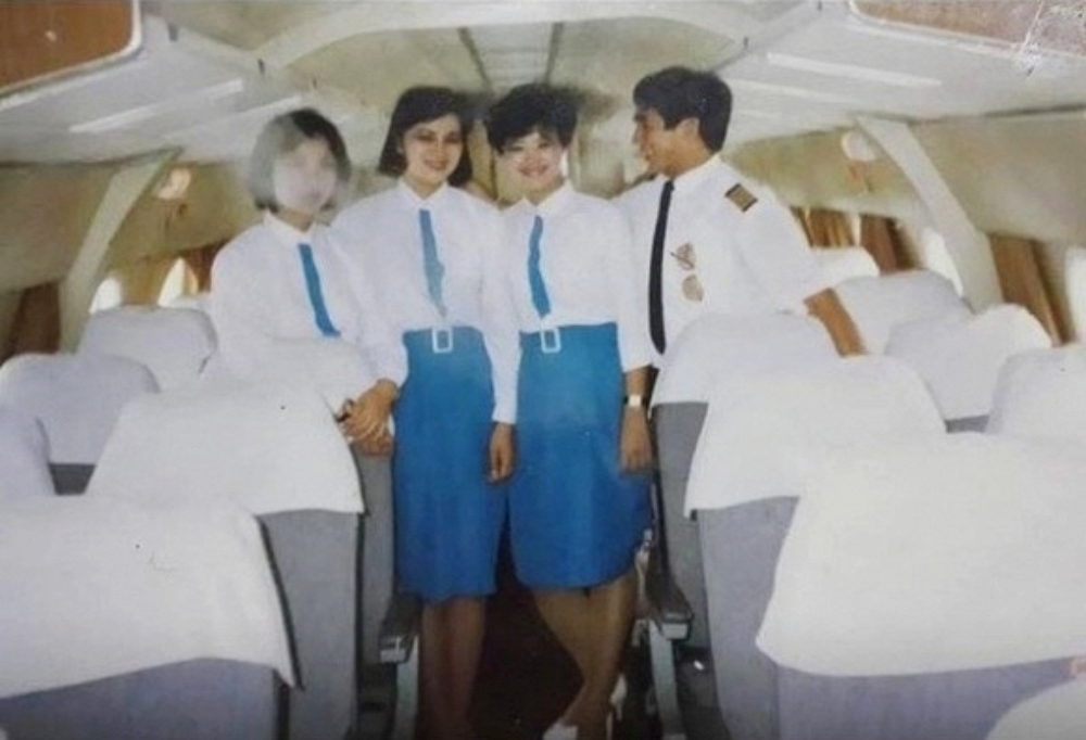 Áo dài xanh xuất hiện trong Tử chiến trên không là lịch sử đặc biệt của Vietnam Airlines- Ảnh 5. Áo dài xanh xuất hiện trong Tử chiến trên không là lịch sử đặc biệt của Vietnam Airlines- Ảnh 5.