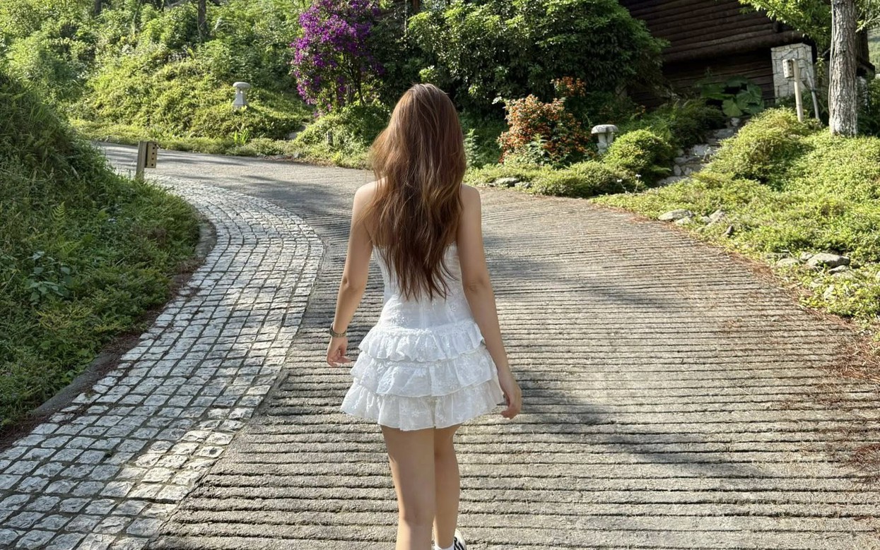 Mỹ nhân Vbiz làm mẹ đơn thân sở hữu khối tài sản khủng, nói gì trước nghi vấn khi mặc váy cưới? - Ảnh 1. Mỹ nhân Vbiz làm mẹ đơn thân sở hữu khối tài sản khủng, nói gì trước nghi vấn khi mặc váy cưới? - Ảnh 1.