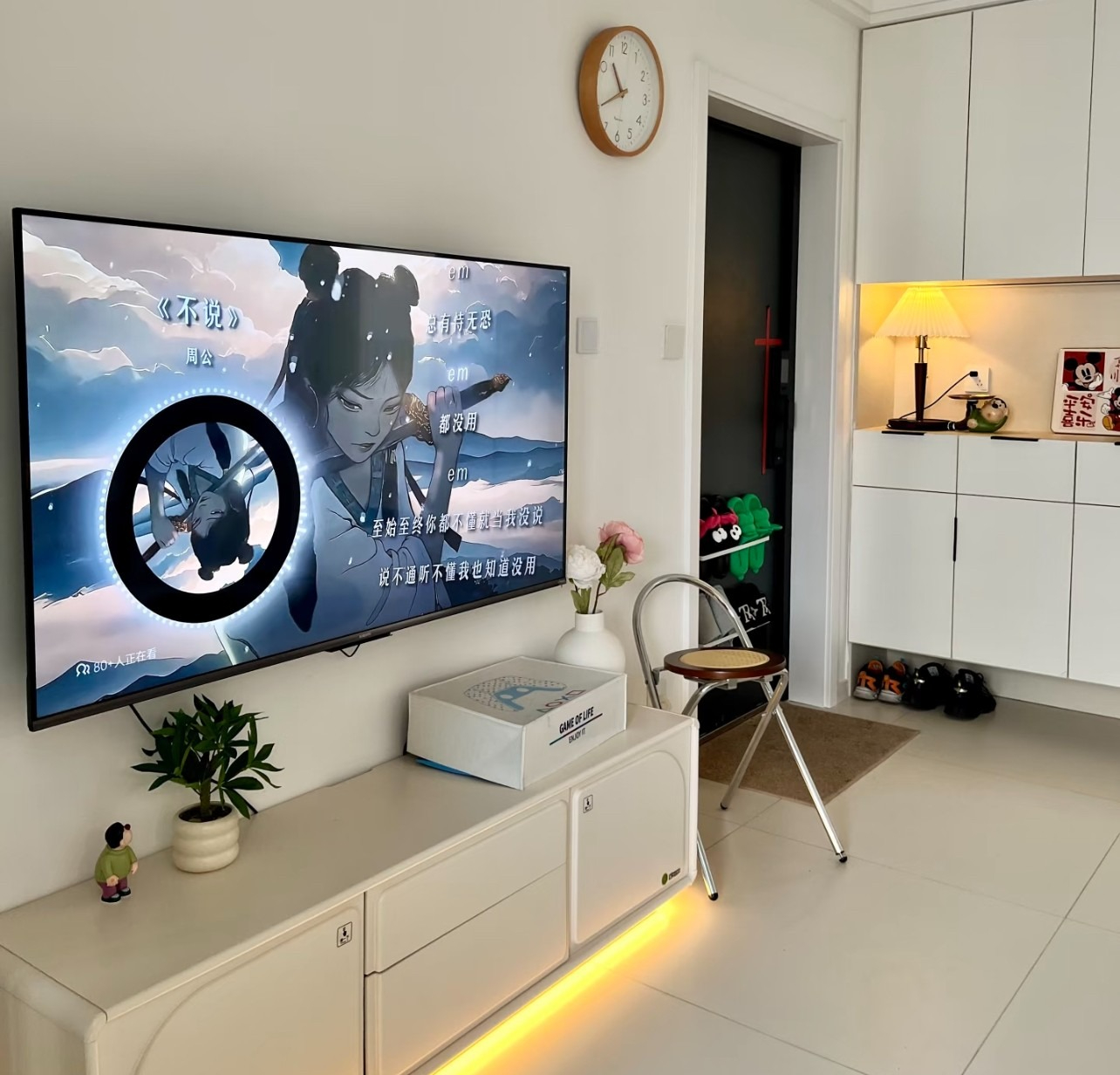 Ngắm căn hộ gây sốt của nữ tiếp viên hàng không: Xinh như mộng, nhìn góc nào cũng thấy Ngắm căn hộ gây sốt của nữ tiếp viên hàng không: Xinh như mộng, nhìn góc nào cũng thấy