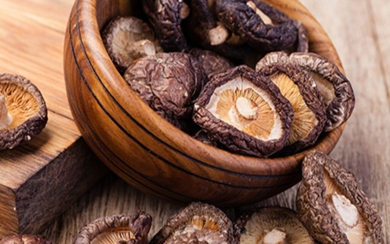 khong-co-tieu-de-17583438789381592131568-0-0-452-723-crop-1758343890319120059982-1758377776761-1758377777771616988101.png