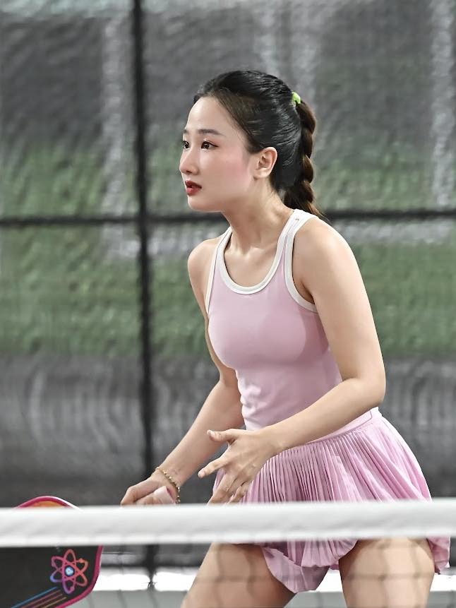 Cô gái nhỏ con “bao sân” khiến cả giải Pickleball ở TP.HCM phải chú ý là ai? - Ảnh 1. Cô gái nhỏ con “bao sân” khiến cả giải Pickleball ở TP.HCM phải chú ý là ai? - Ảnh 1.