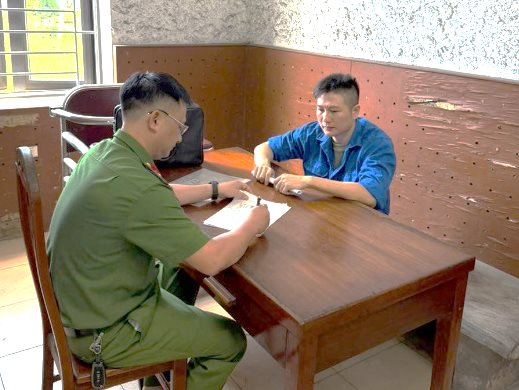 Thủ đoạn lừa đảo phức tạp chưa từng có, không cần sử dụng đến bất kỳ thông tin cá nhân nào của nạn nhân: 1 người ở Quảng Ninh đã mất 1,1 tỷ đồng - Ảnh 2. Thủ đoạn lừa đảo phức tạp chưa từng có, không cần sử dụng đến bất kỳ thông tin cá nhân nào của nạn nhân: 1 người ở Quảng Ninh đã mất 1,1 tỷ đồng - Ảnh 2.