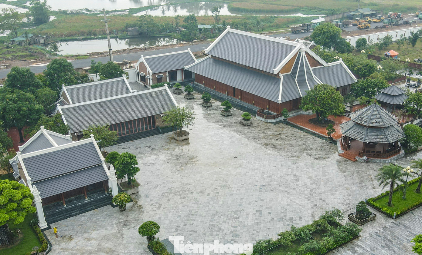 Bộ GD - ĐT yêu cầu xử lý nghiêm vụ học sinh túm tóc cô giáo tại Hà Nội - Ảnh 4.