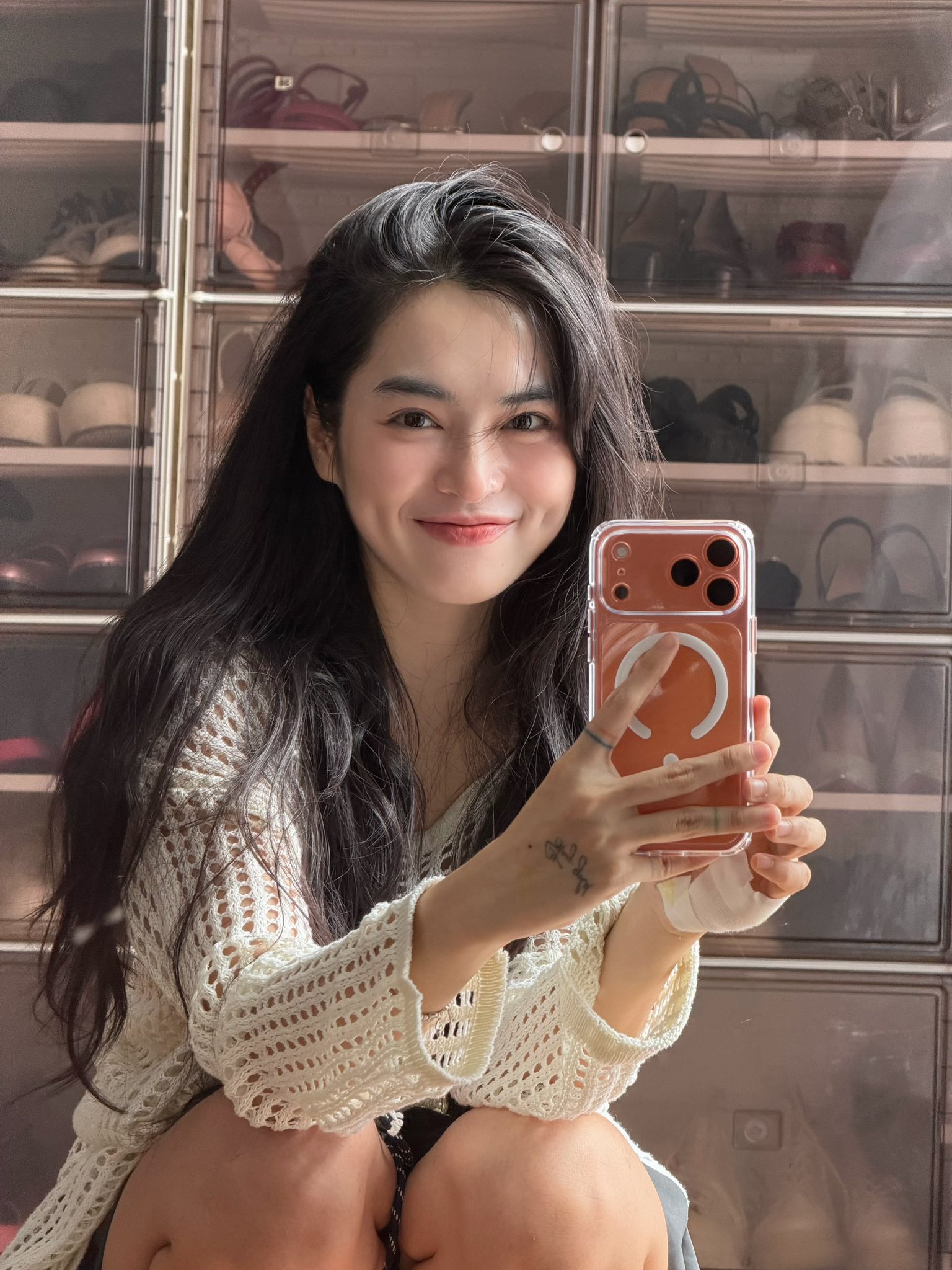 Phó tổng Đỗ Quang Vinh choáng vì iPhone 17 Pro Max: Phó tổng Đỗ Quang Vinh choáng vì iPhone 17 Pro Max: