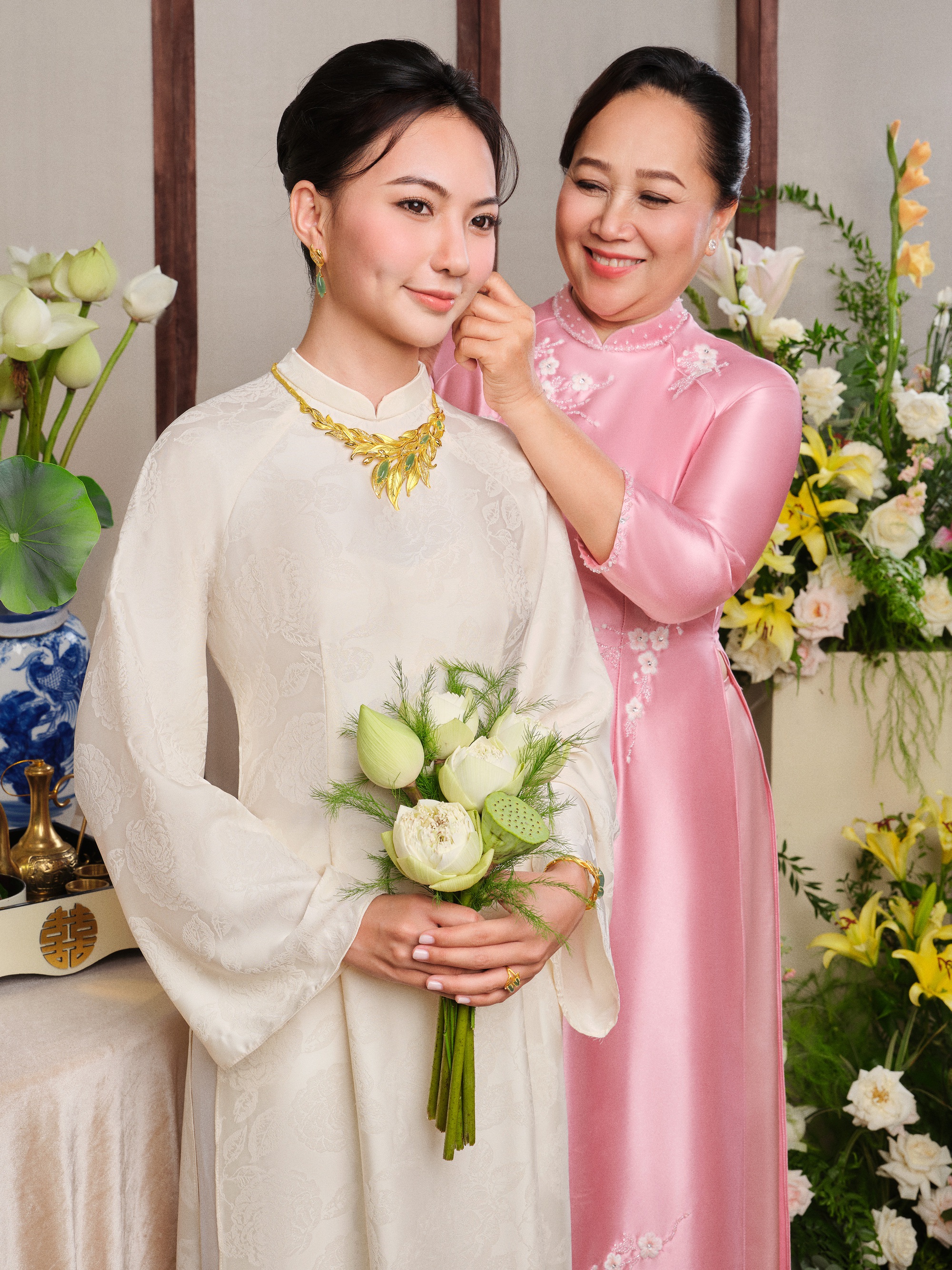 PNJ ra mắt bộ sưu tập trang sức cưới Lá Ngọc Cành Vàng - Ảnh 2. PNJ ra mắt bộ sưu tập trang sức cưới Lá Ngọc Cành Vàng - Ảnh 2.