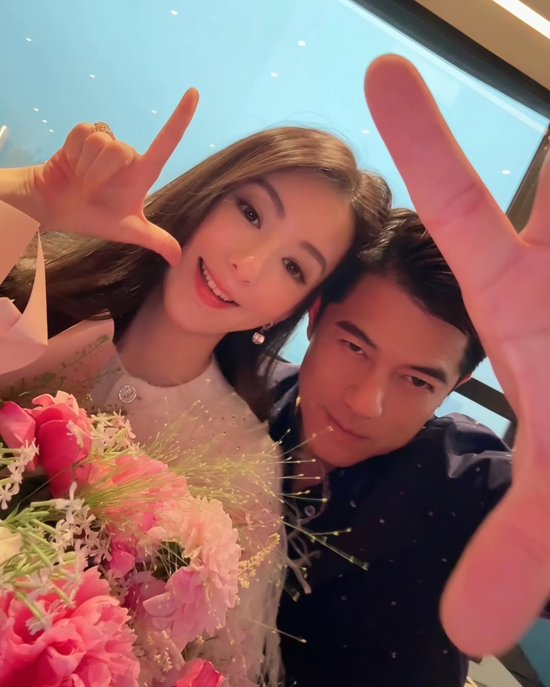 “Thánh keo kiệt” showbiz quay ngoắt 180 độ khi vợ mang bầu con trai!- Ảnh 1. “Thánh keo kiệt” showbiz quay ngoắt 180 độ khi vợ mang bầu con trai!- Ảnh 1.