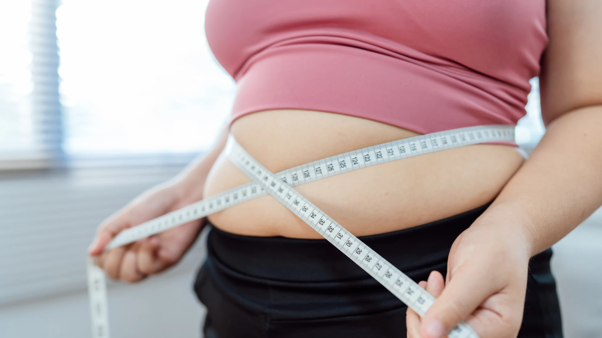4 thay đổi không ngờ này ở ngoại hình của bạn có thể do hormone tác động phía sau, rõ nhất là ở làn da và mái tóc - Ảnh 4.