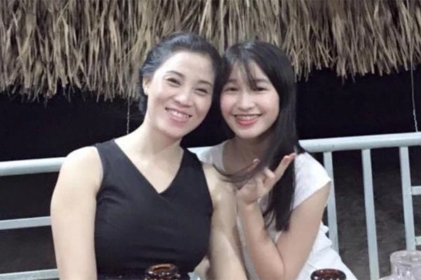 Mẹ Á hậu Phương Nhi là doanh nhân thành đạt, thời trẻ nhan sắc đẹp mê hồn- Ảnh 8. Mẹ Á hậu Phương Nhi là doanh nhân thành đạt, thời trẻ nhan sắc đẹp mê hồn- Ảnh 8.