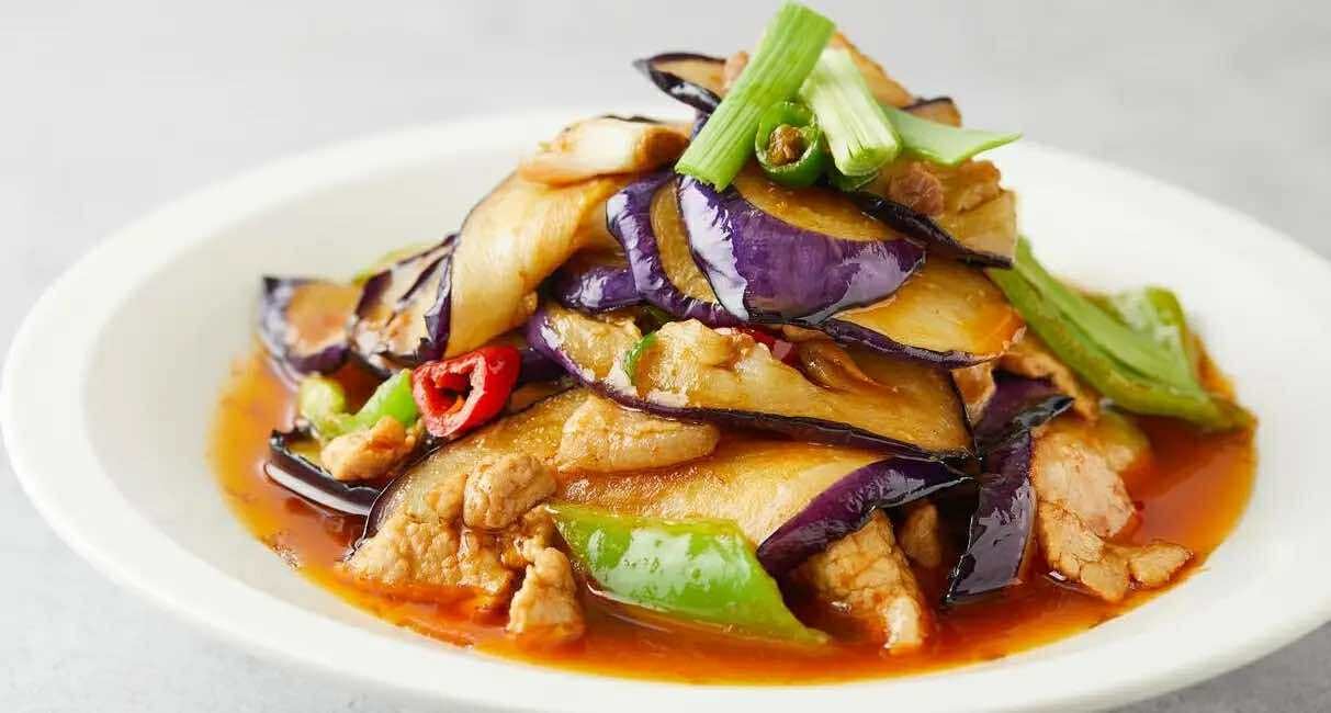 5 loại rau củ này là &quot;máy hút dầu mỡ&quot; chính hiệu: Mẹo nấu hợp lý để món ăn hạn chế dầu mỡ - Ảnh 2.