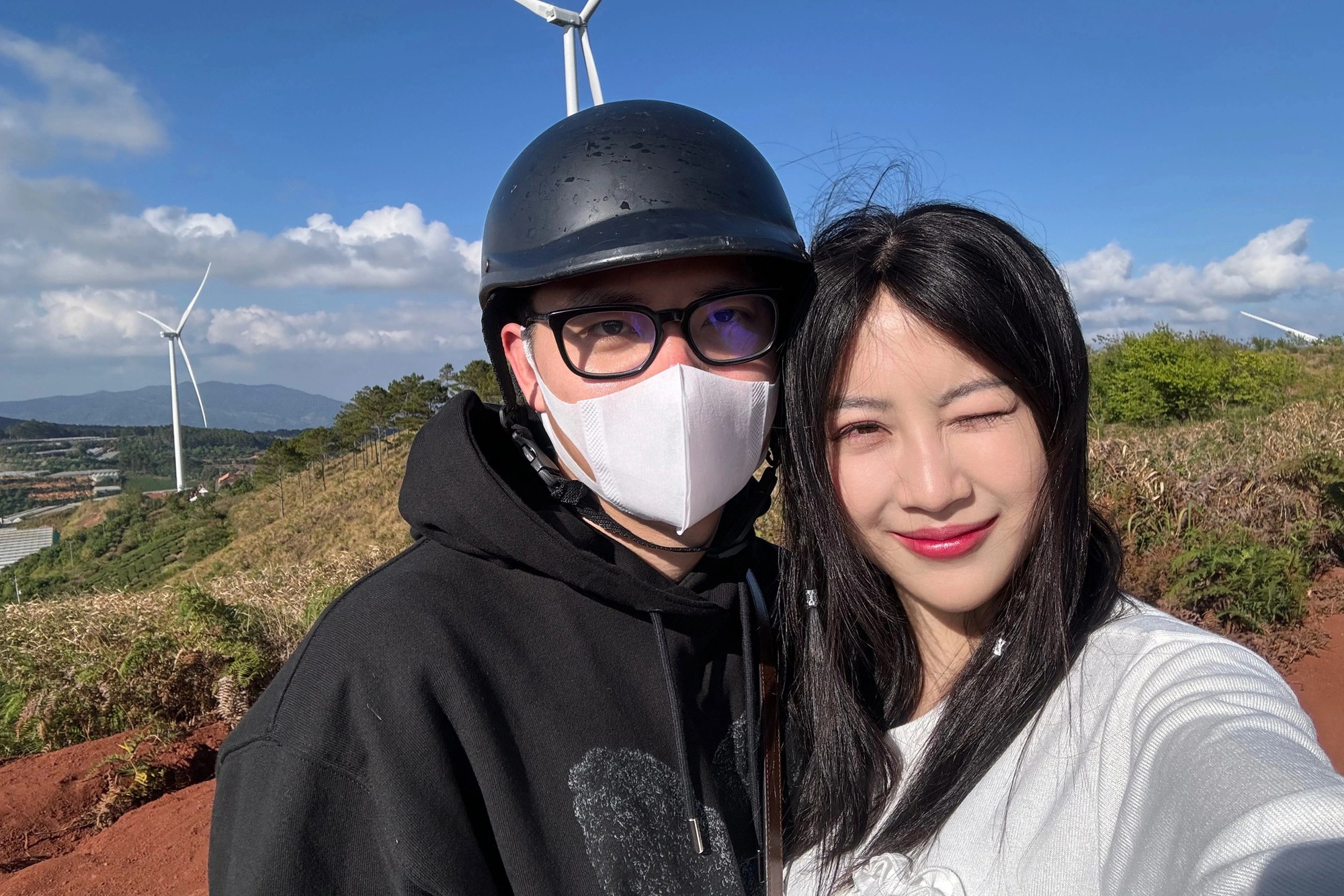 Streamer Nắng 27 tuổi mắc ung thư 2 lần, chàng IT vẫn kiên trì tỏ tình 9 lần: &quot;Em sống được bao nhiêu ngày, anh sẽ ở bên em bấy nhiêu ngày&quot;- Ảnh 3.