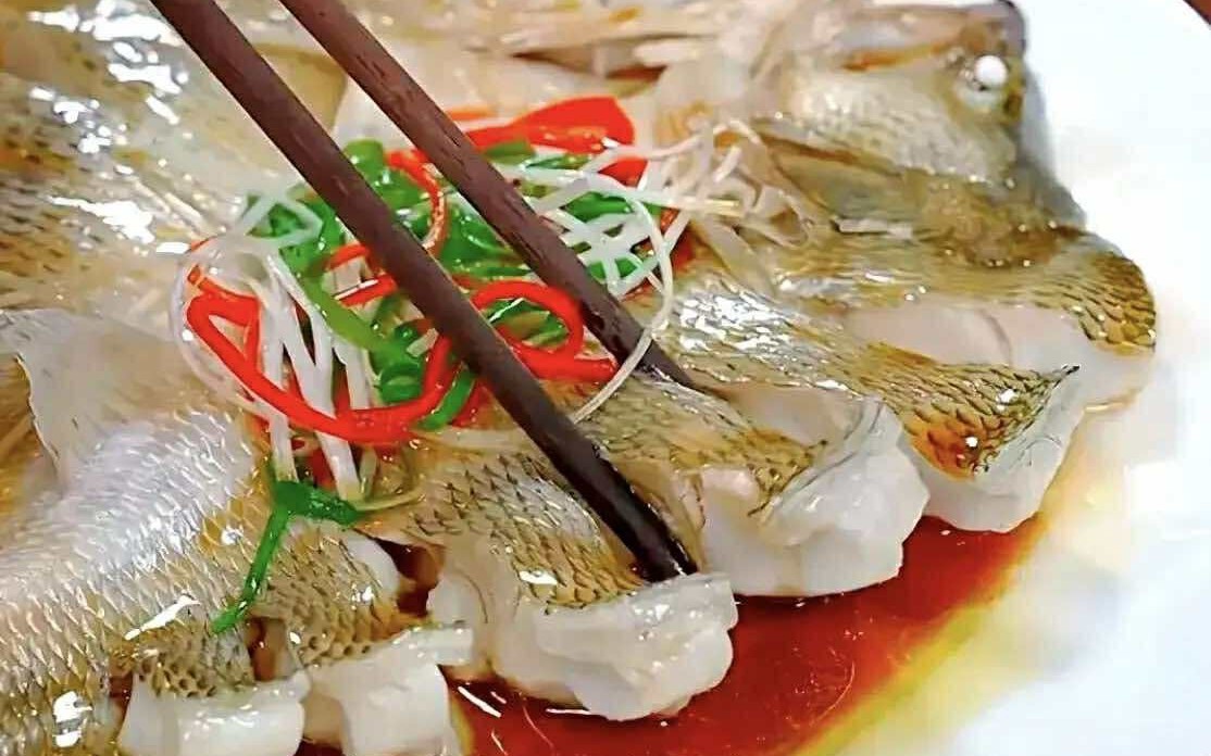 Mẹo hấp cá ngon: Hãy ghi nhớ 3 điểm này để cá vược trở nên mềm, ngọt và không bị tanh