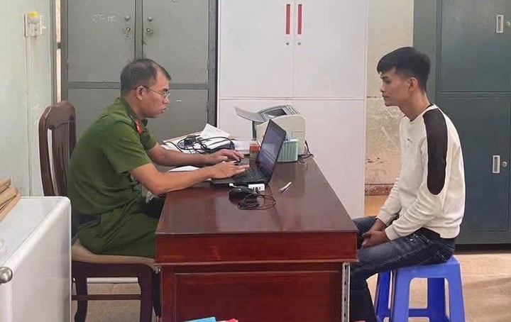 Công an triệu tập nam thanh niên đánh thai phụ và hỏi 'biết tao là ai không?' - Ảnh 2.