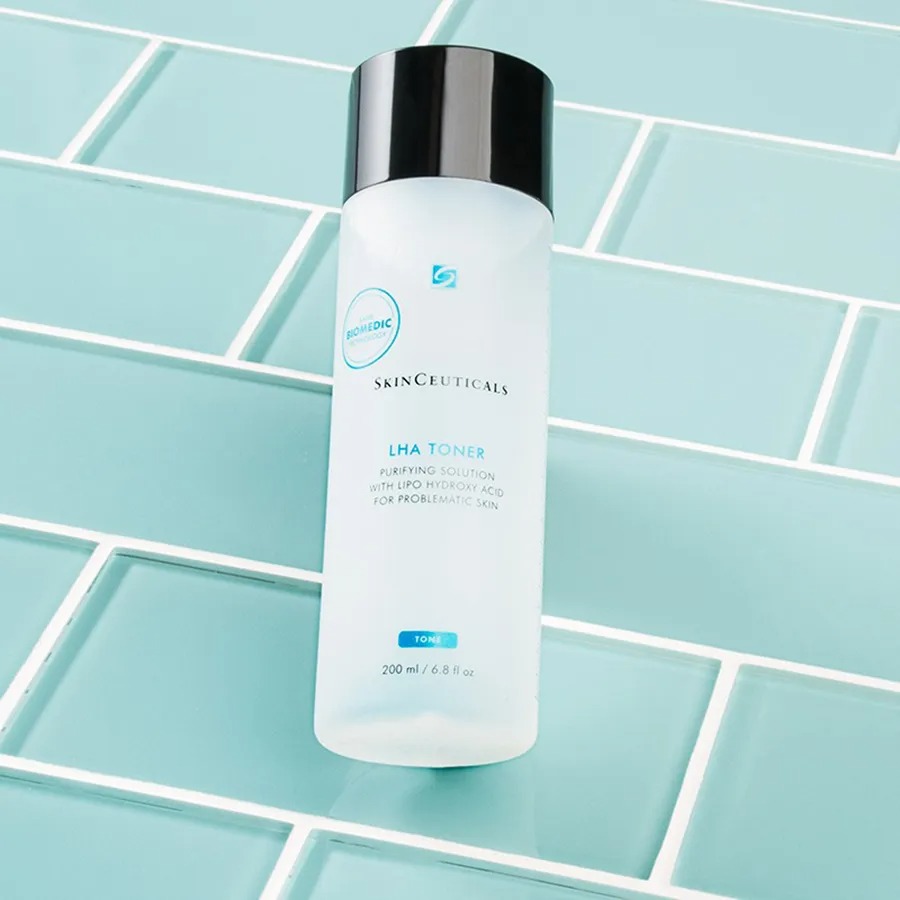 nuoc-hoa-hong-skinceuticals-lha-17585304395391675439424-1758617461261-1758617461324651369692.jpg