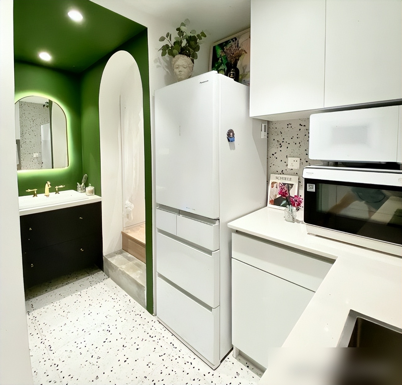 Tổ ấm 37m² của cô gái 29 tuổi khiến 5 triệu người trầm trồ: Nhỏ mà tinh tế, góc nào cũng thông minh!- Ảnh 4.
