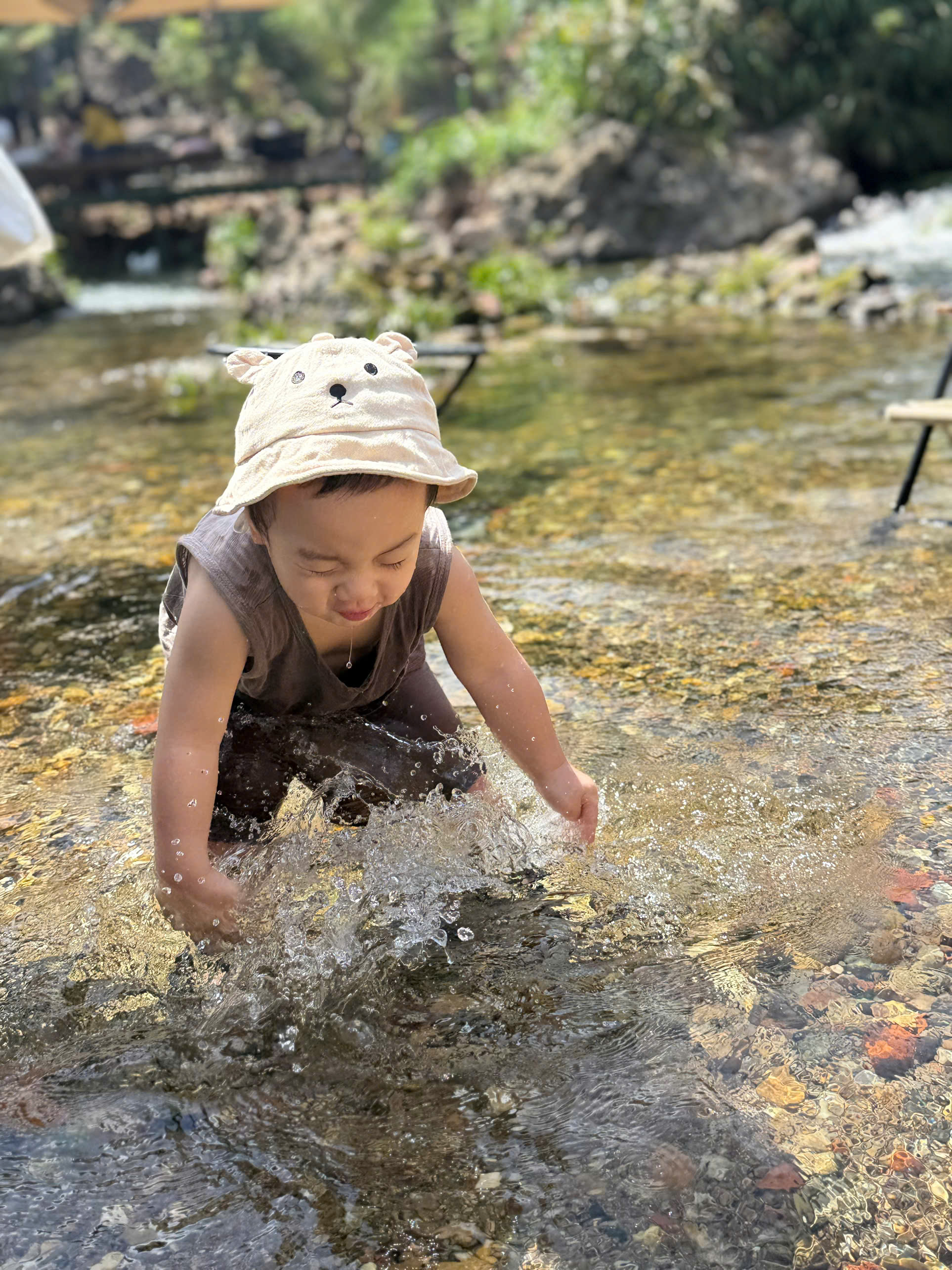 Chuyến x&ecirc; dịch 