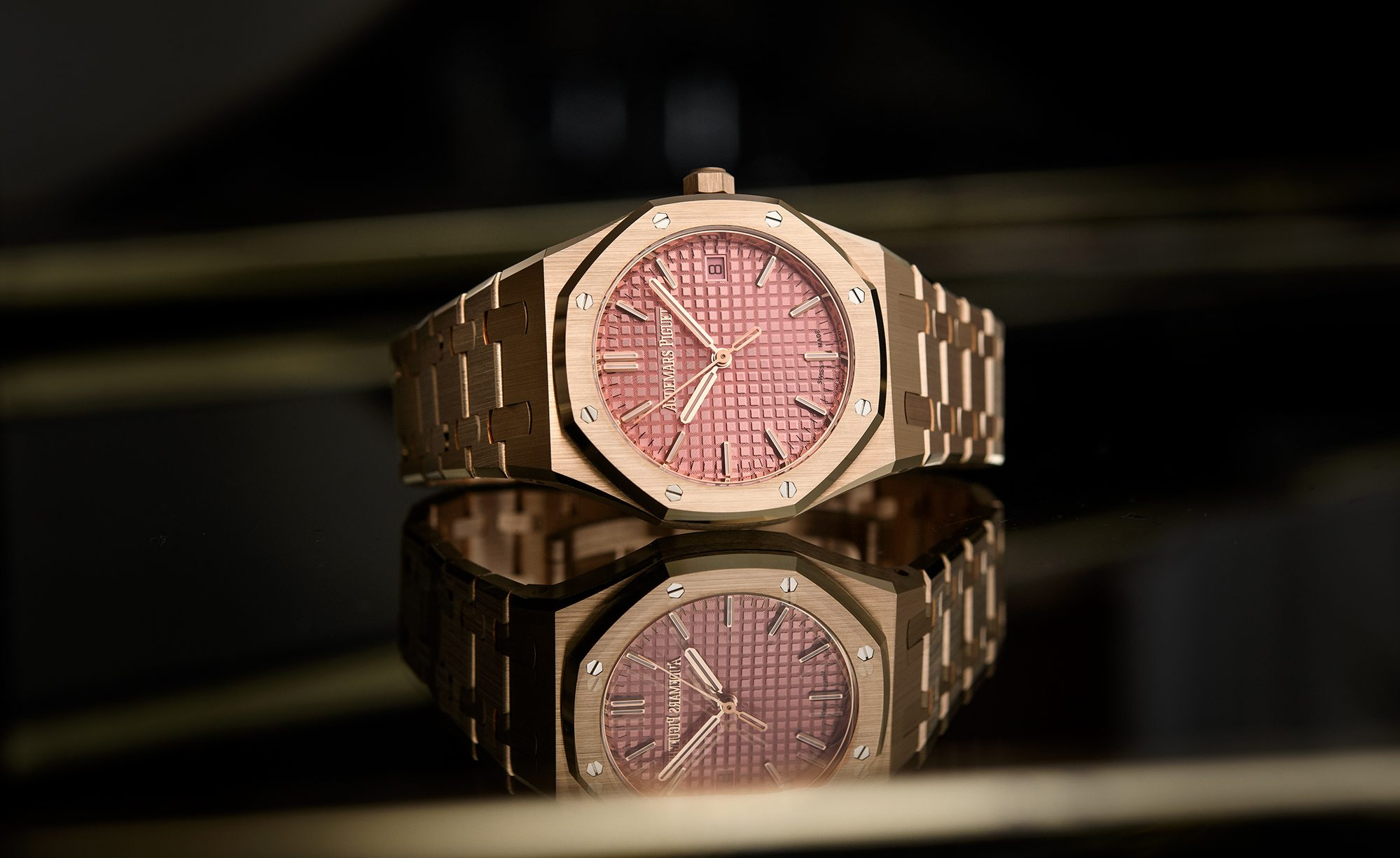audemarspiguetroyaloakselfwindingrectangle-17587799760871145035789-1758793881582-1758793881680526097650.png