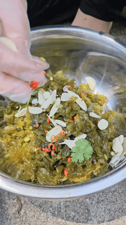 dun-da-dac-san-ninh-binh-11-1758781912705525511358.gif