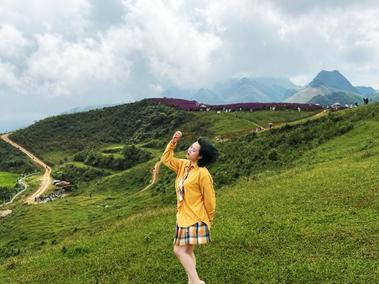 Chuyến x&ecirc; dịch 