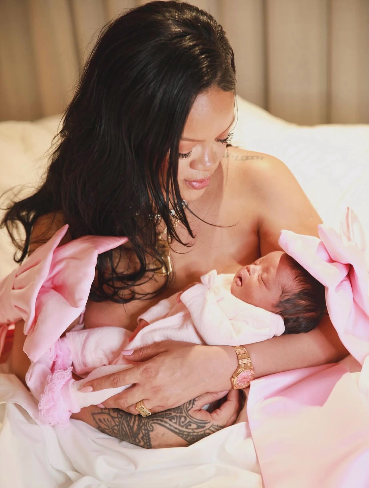 rihannaofficiall1758748969372897908565075443949294552318-1758776371882167756613-1758793869515-1758793869716712833805.jpg