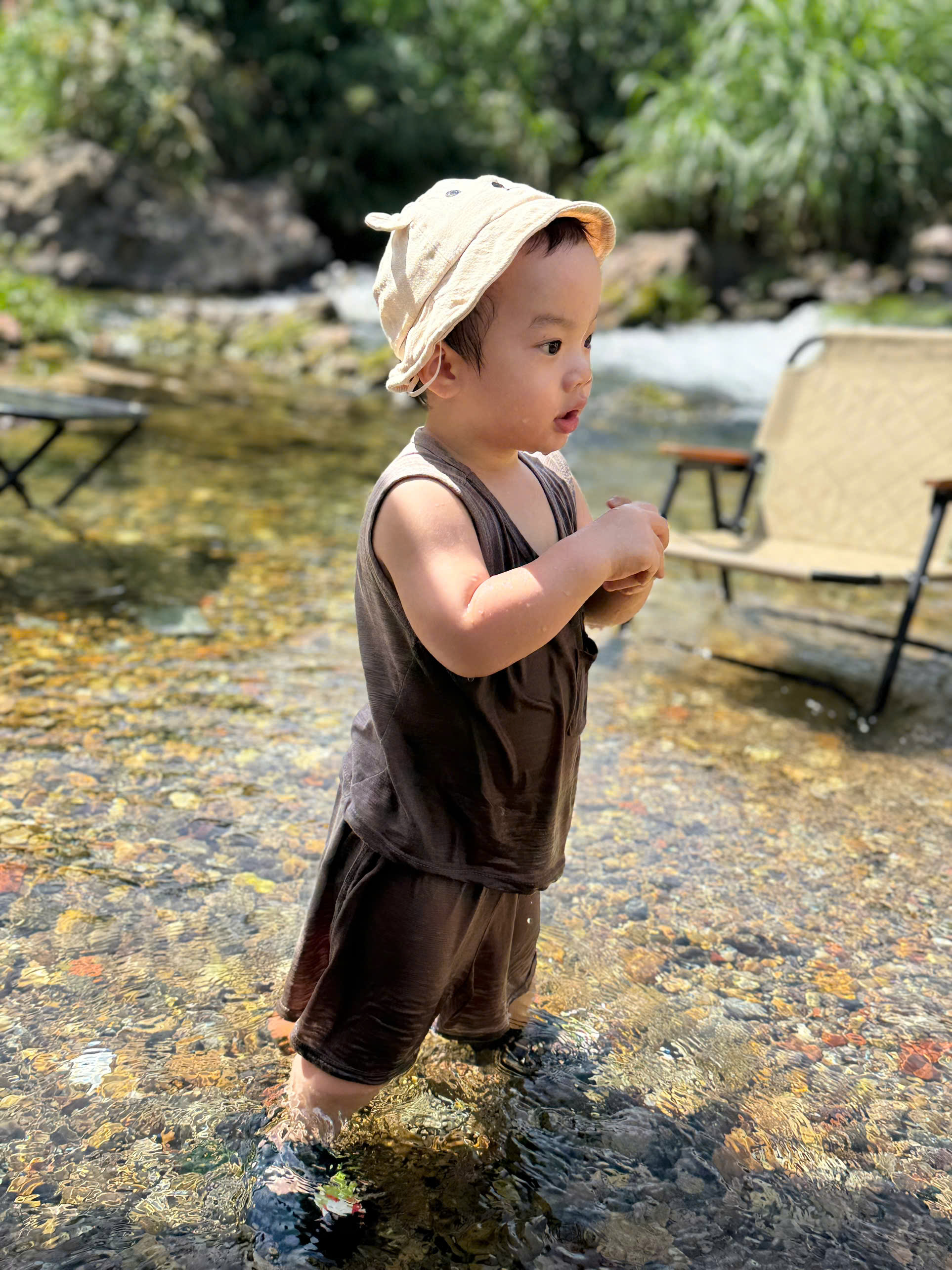 Chuyến x&ecirc; dịch 