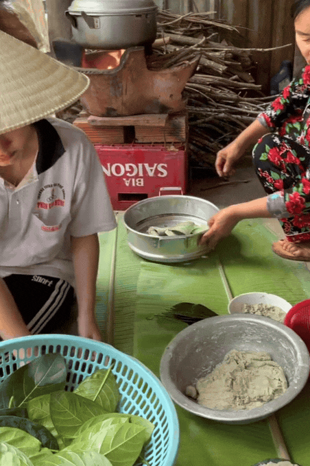 Miền Tây có món bánh khiến người ta nghe tên là Miền Tây có món bánh khiến người ta nghe tên là