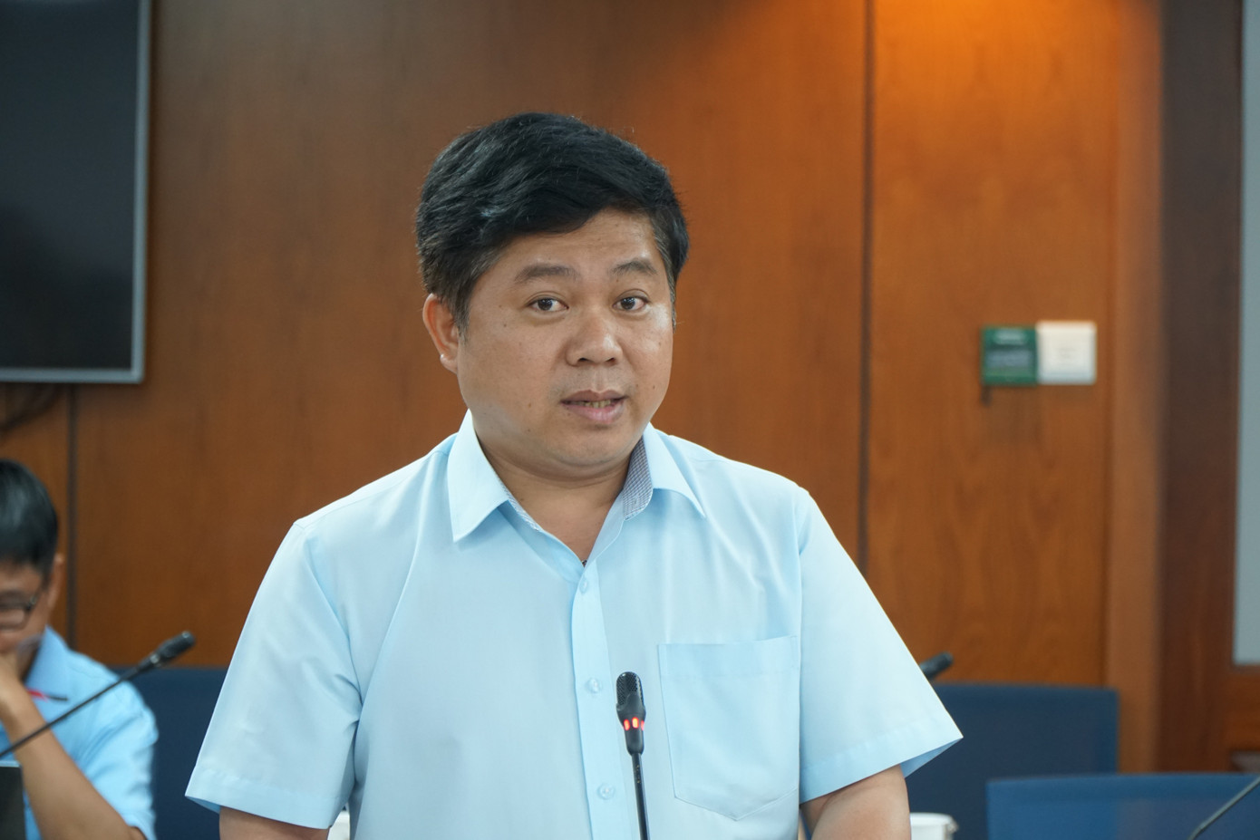 Nhiều trường học ở TPHCM xuống cấp - Ảnh 1.